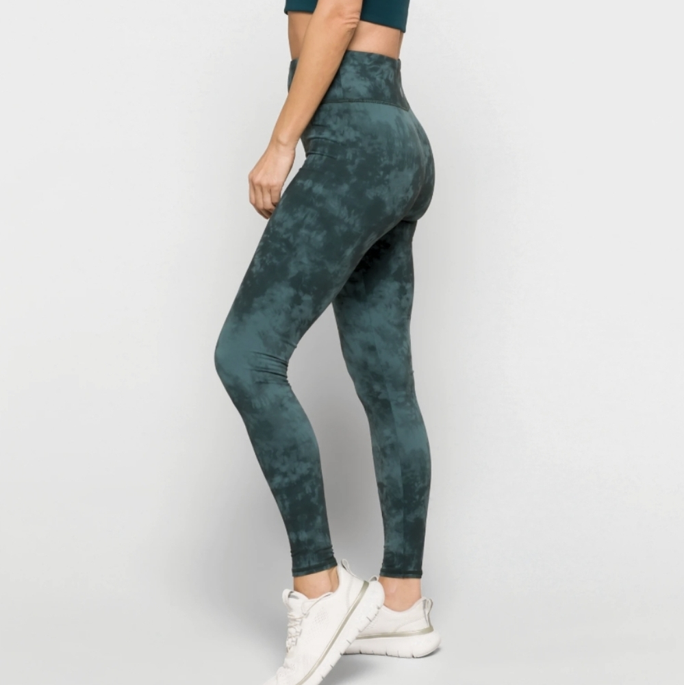 NWT High Rise Leggings - Picture 2 of 7